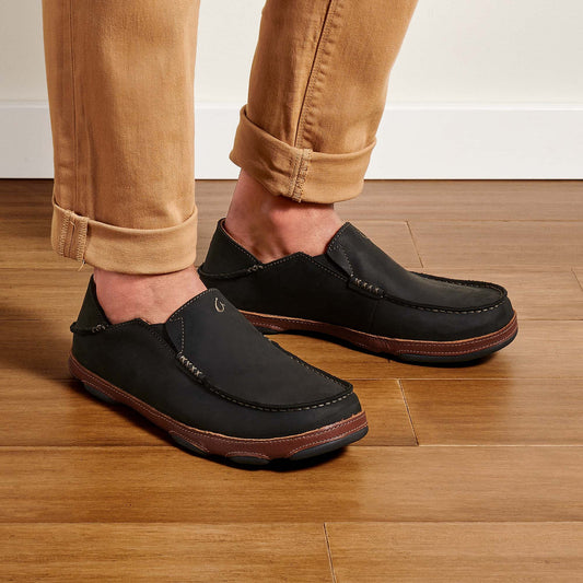 OluKai Men | Moloā Men's Leather Slip On Shoes - Black / Toffee