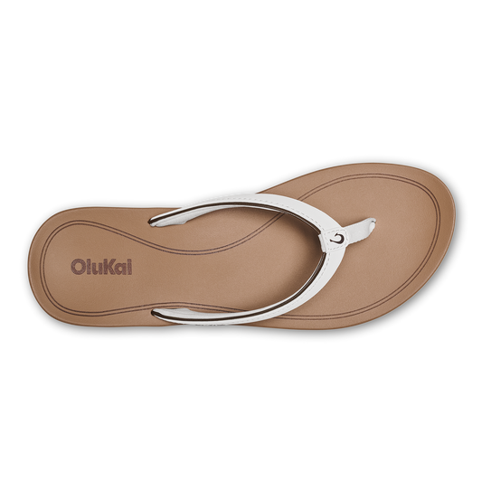 OluKai Women | ‘Uiki Women’s Everyday Beach Sandals - White Sand / Almond
