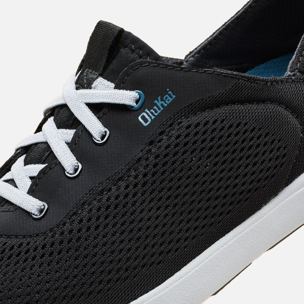 OluKai Men | Moku Pae Men's Boat Shoes - Black / Blue Coral