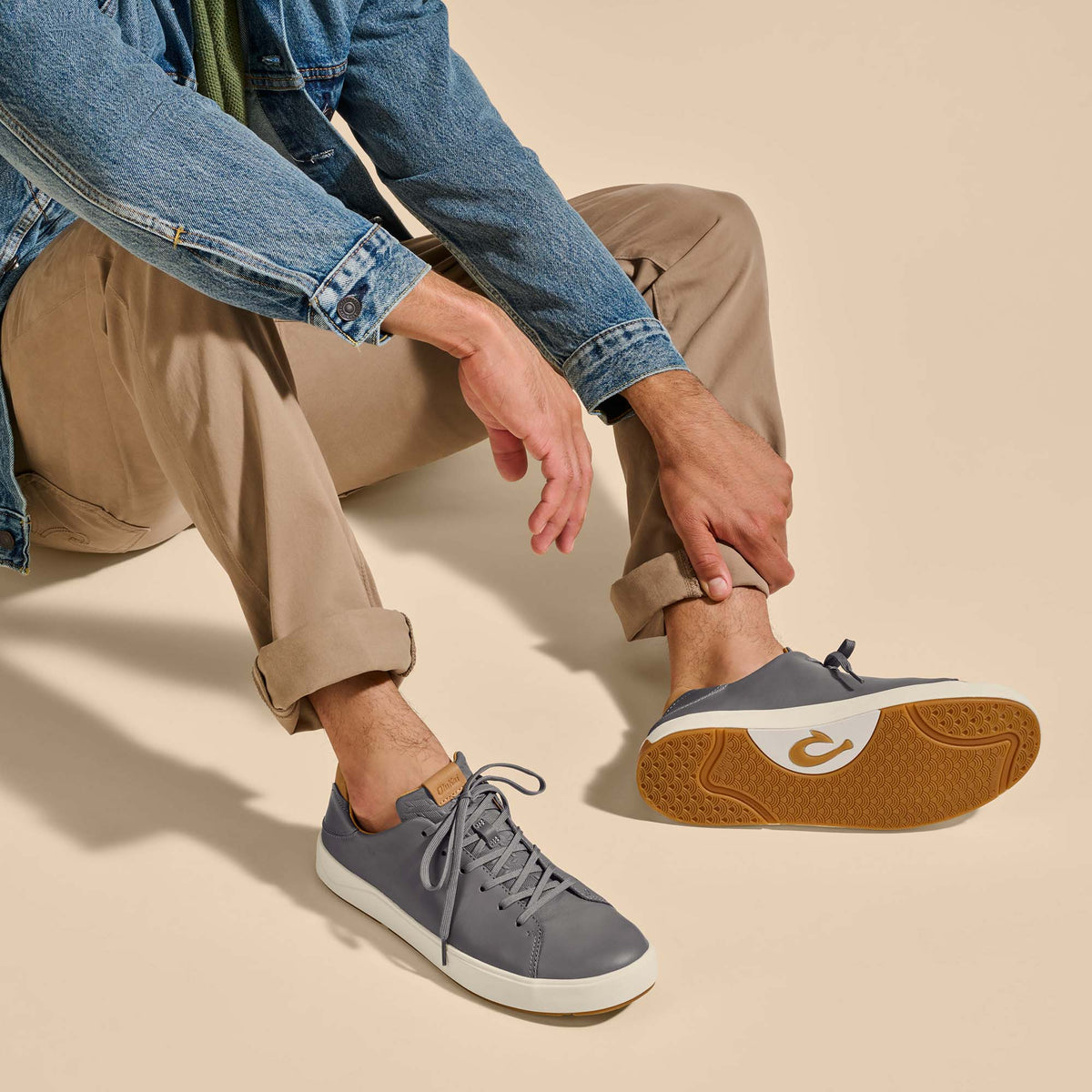 OluKai Men | Lae‘ahi Lī ‘Ili Men's Leather Sneakers - Stone