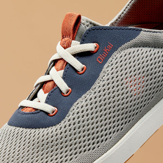 OluKai Men | Moku Pae Men's Boat Shoes - Ash / Trench Blue