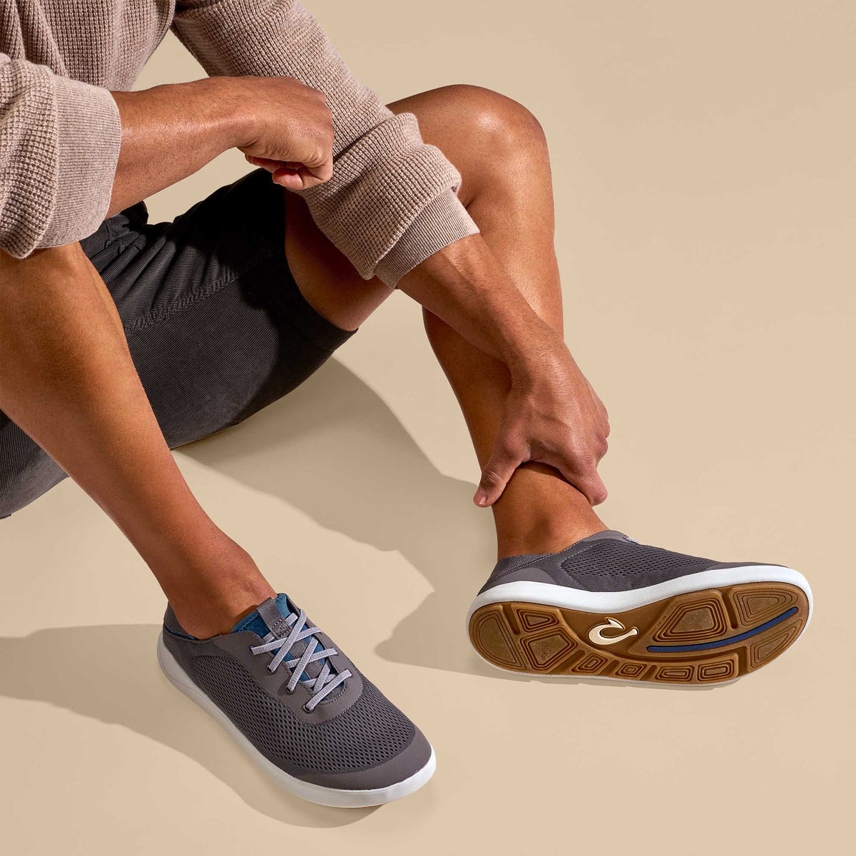 OluKai Men | Moku Pae Men's Boat Shoes - Pavement / Vintage Blue