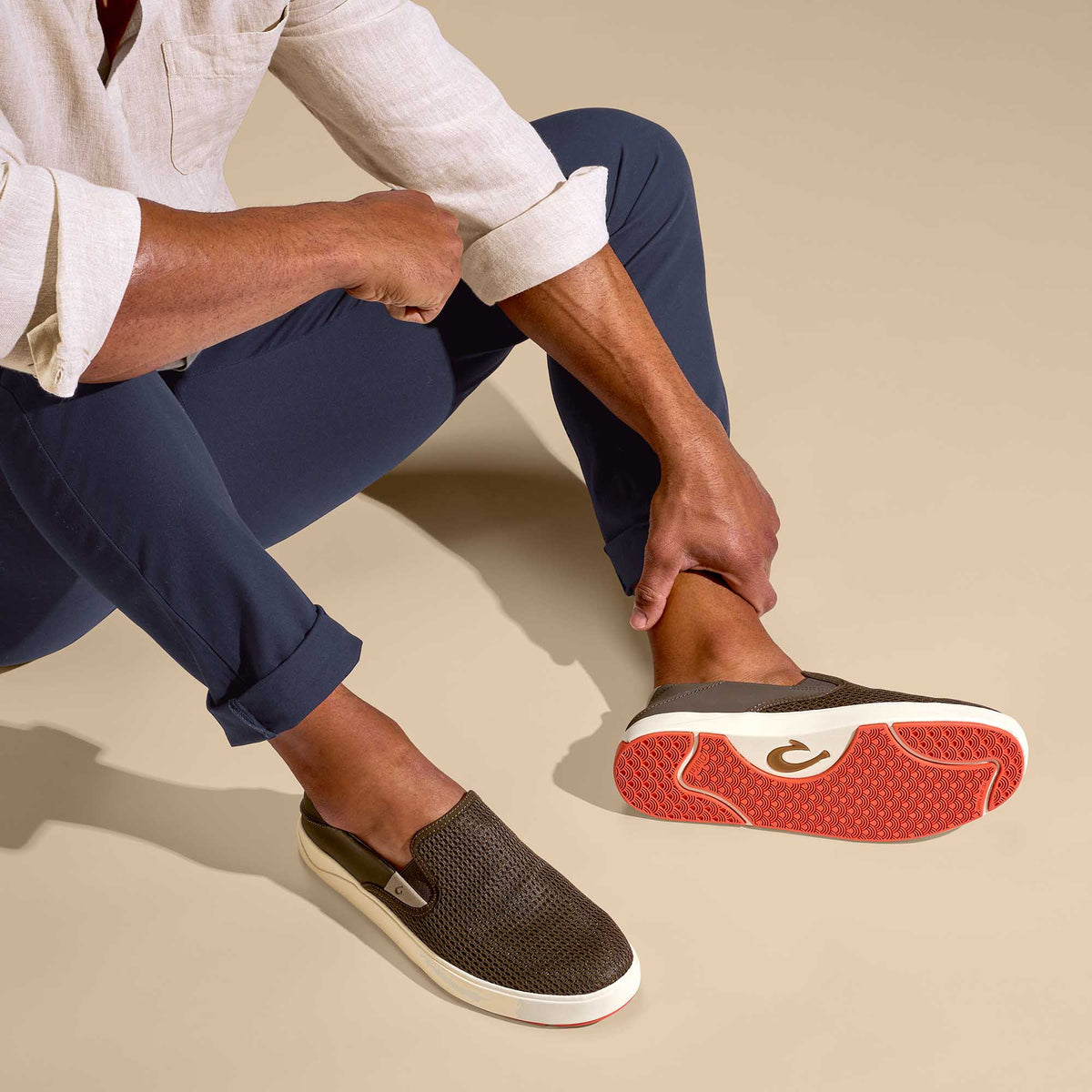 OluKai Men | Lae‘ahi Men's Slip-On Sneakers - Kona