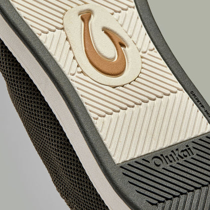 OluKai Men | Kākaha Mesh Men‘s Slip-On Shoes - Nori