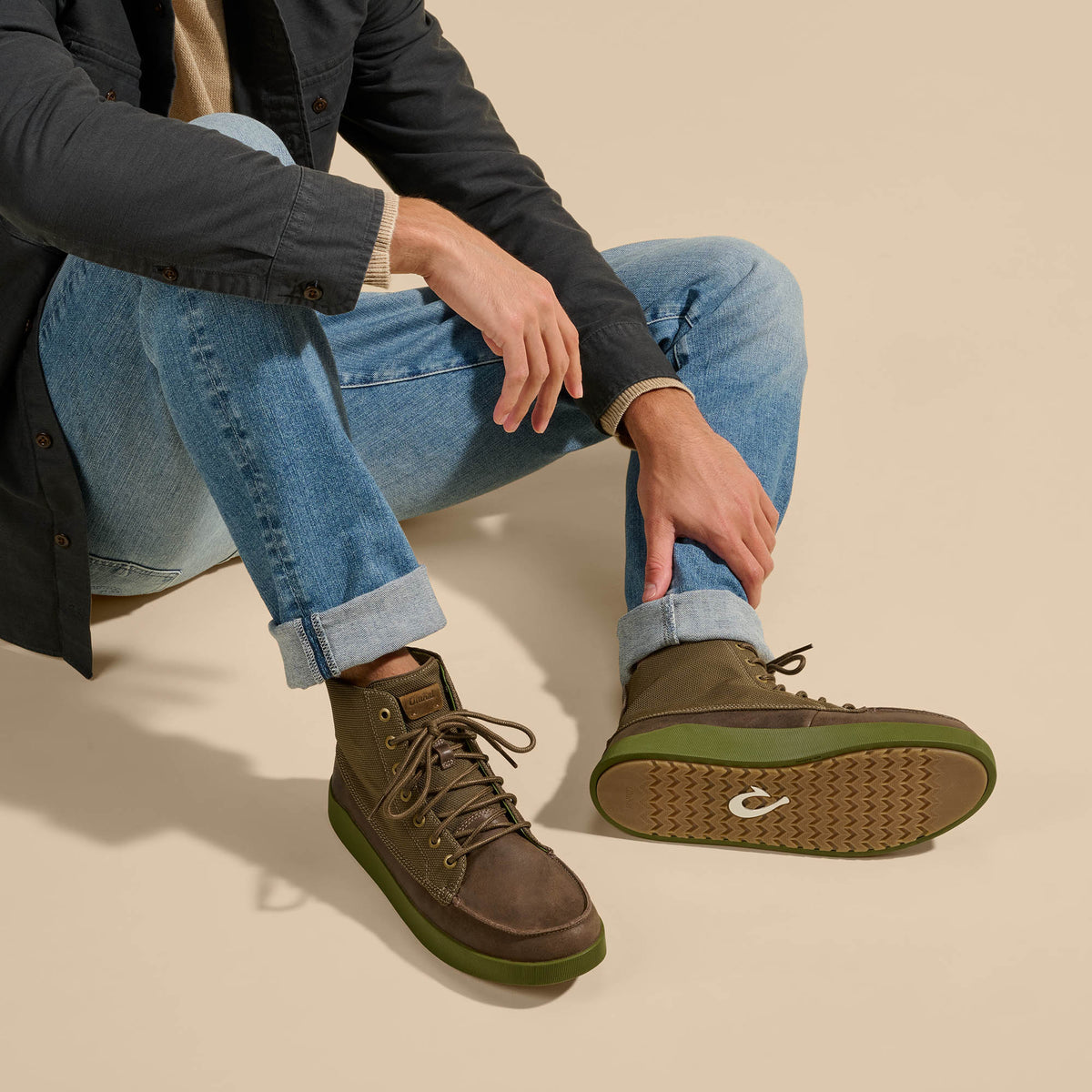 OluKai Men | Mōlina Men’s Waterproof Leather Boots - Mustang Hanu