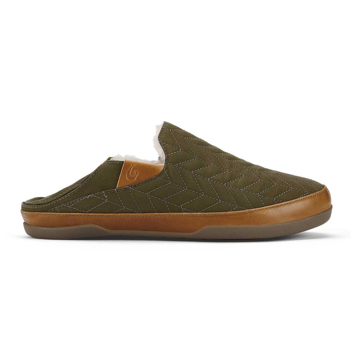 OluKai Men | Hanohano Men’s Waxed Canvas Slippers - Husk