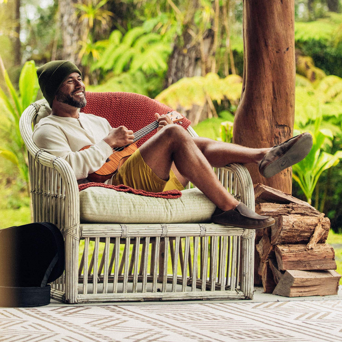 OluKai Men | Moloā Men's Nubuck Leather Slippers - Dark Wood