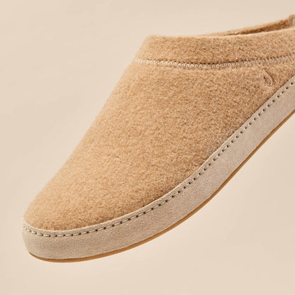 OluKai Men | Hāmani Hulu Men’s Wool Mule Slippers - Oatmeal