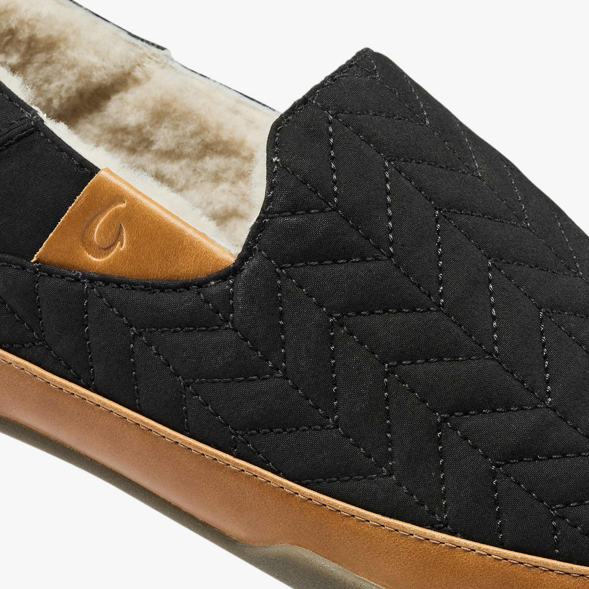 OluKai Men | Hanohano - Black / Black