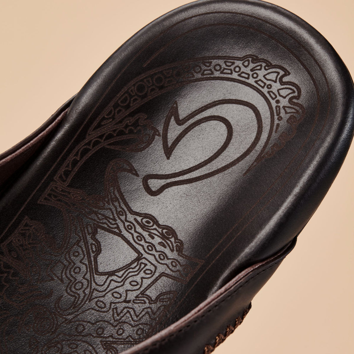 OluKai Men | Mea Ola Men's Leather Beach Sandals - Dark Java