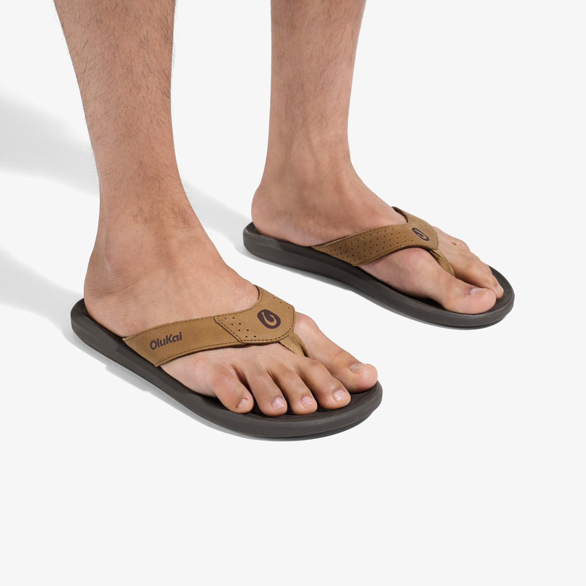 OluKai Men|New Arrivals | Pili - Tan / Dark Java