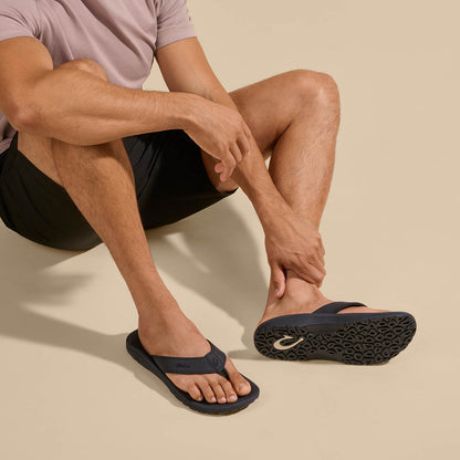 OluKai Men | ‘Ohana Men's Best Selling Beach Sandals - Black