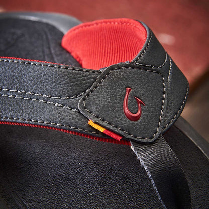 OluKai Men | Kīpī Men’s Comfortable Beach Sandals - Dark Shadow