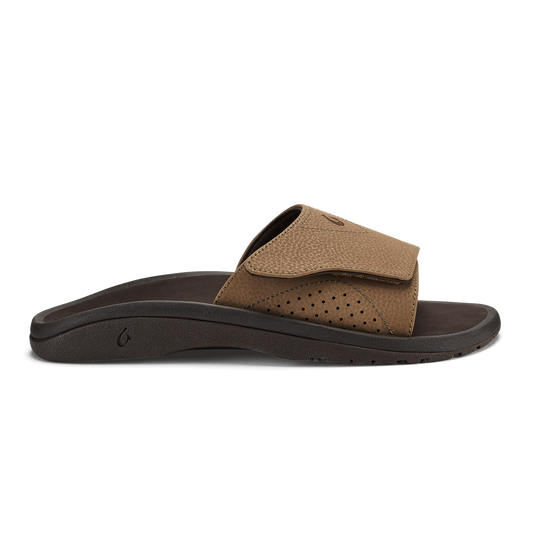 OluKai Men | Nalu Slide - Tan / Dk Java