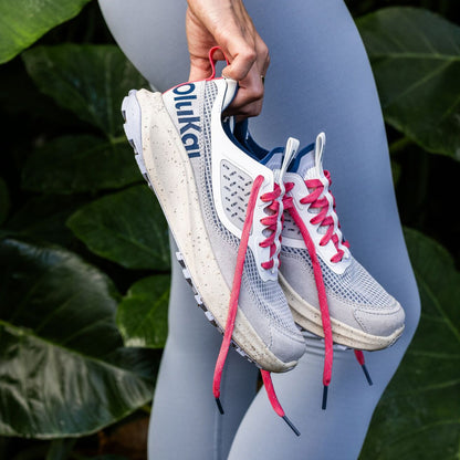 OluKai Women | Makiki - Bright White / Coastal Blue | Olukai