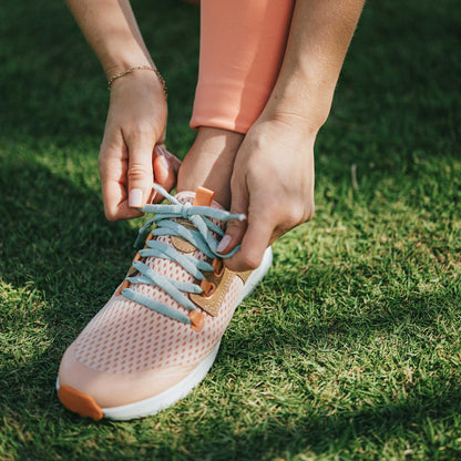 OluKai Women | Wailuku Women’s Athletic Shoes - Peach / Swell