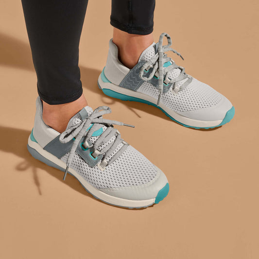 OluKai Women | Wailuku Women’s Athletic Shoes - Mist Grey
