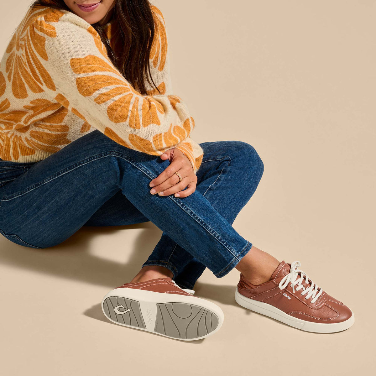 OluKai Women | Hā‘upu Women’s Leather Sneakers - Fox