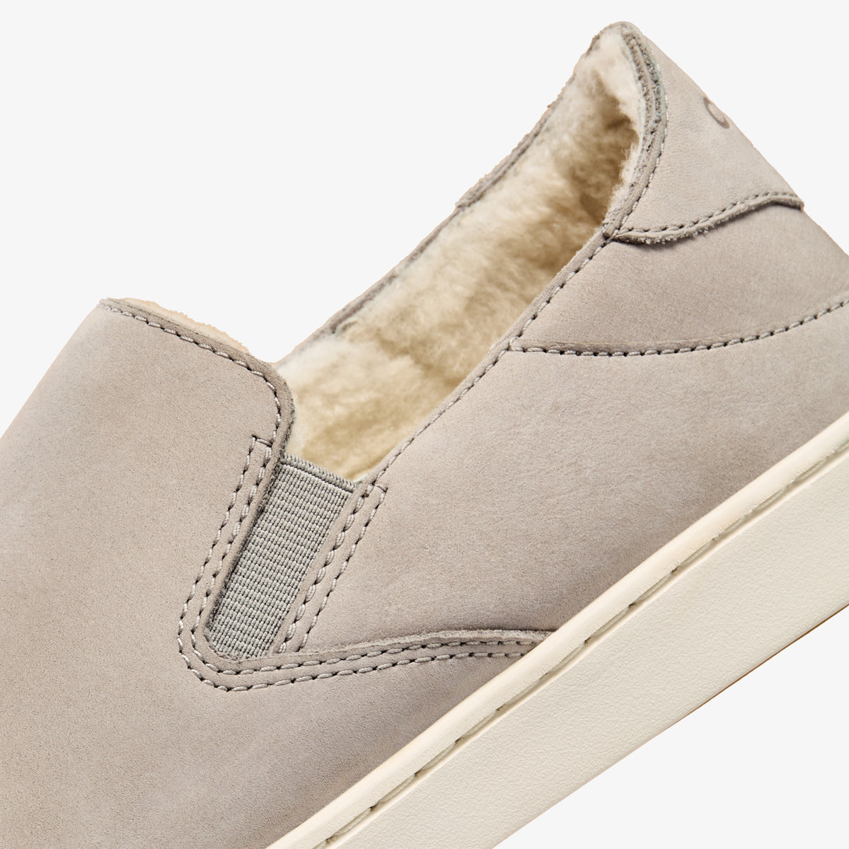 OluKai Women | Pehuea Cozy - Taupe Grey | Olukai