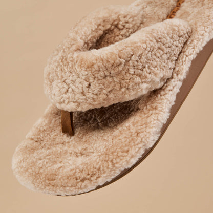 OluKai Women | Kīpe'a Heu Women‘s Flip Flop Slippers - Tan