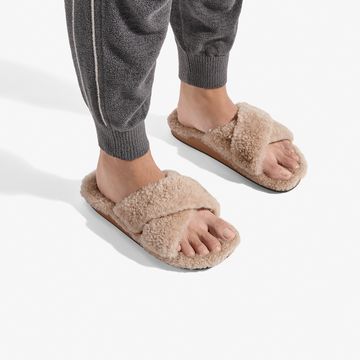 OluKai Women | Hila Heu Women’s Slide Slipper Sandals - Tan