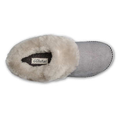 OluKai Women | Ku‘i Women’s Fuzzy Slip-On Slippers - Fog