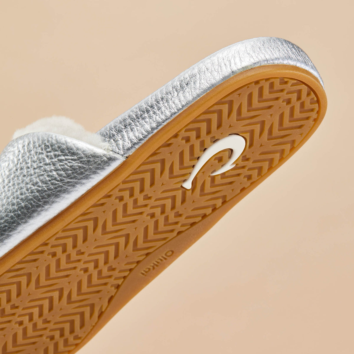 OluKai Women | Kōnea Women’s Leather Slipper Mules - Silver