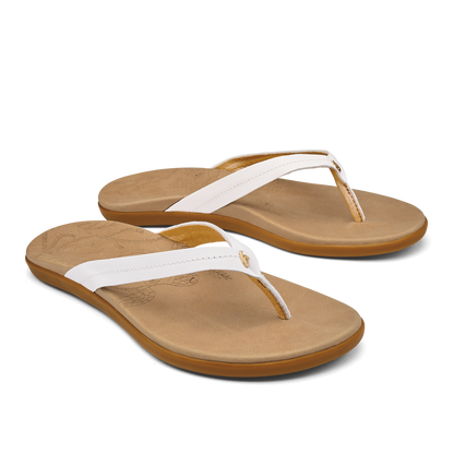 OluKai Women | Honu Women’s Leather Sandals - Bright White / Golden Sand