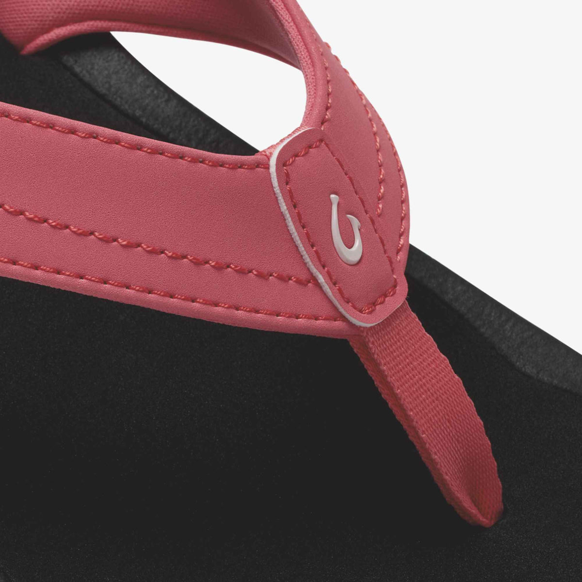 OluKai Women|New Arrivals | ‘Ohana - Hot Pink / Black