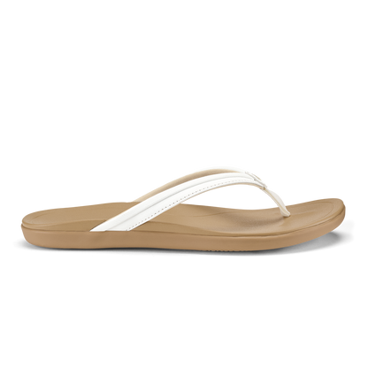 OluKai Women|New Arrivals | Ho‘opio Malua - Bright White / Warm Sand