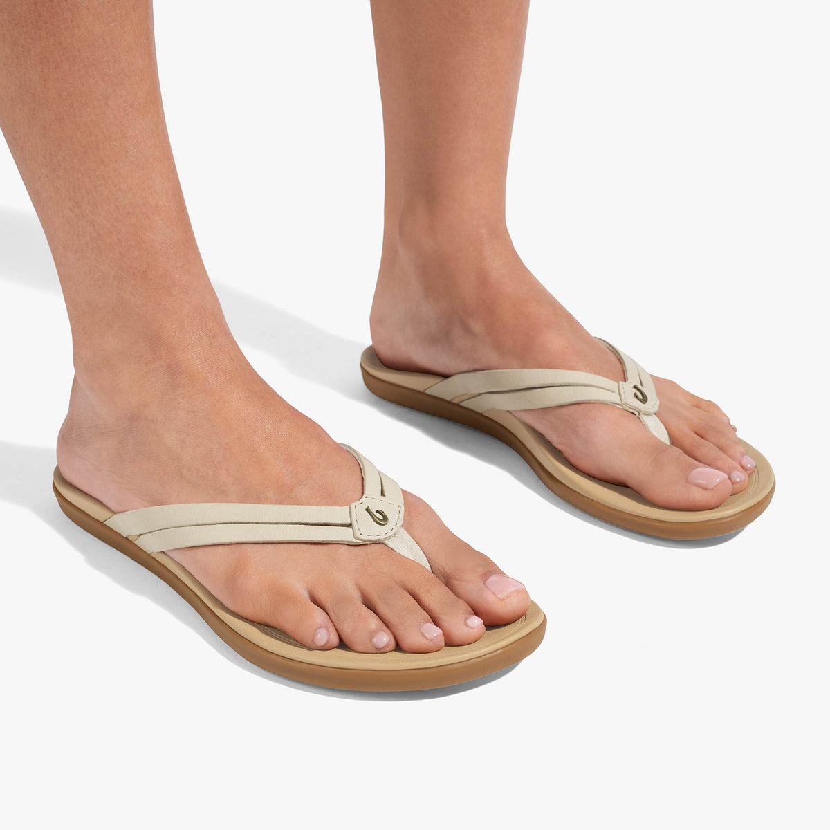 OluKai Women|New Arrivals | Ho'opio Hui - Tapa / Warm Sand