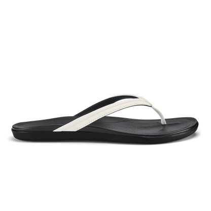OluKai Women|New Arrivals | Hoʻopiʻo Malua - Bright White / Bright White