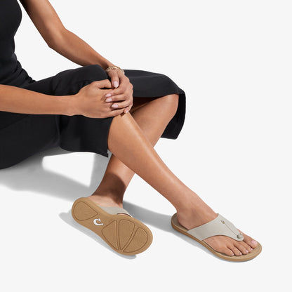 OluKai Women|New Arrivals | Hoʻopio Mele - Tapa / Warm Sand