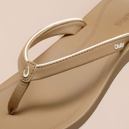 OluKai Women | ‘Uiki Women’s Everyday Beach Sandals - Warm Sand