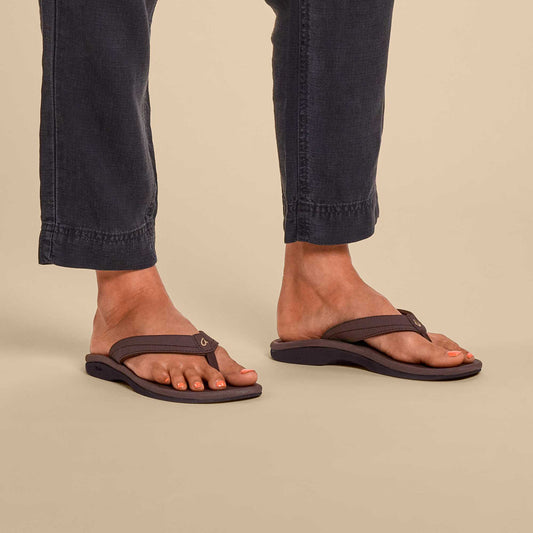 OluKai Women | ‘Ohana Women's Best Selling Beach Sandals - Dark Java