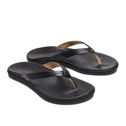 OluKai Women | Honu Women’s Leather Beach Sandals - Black