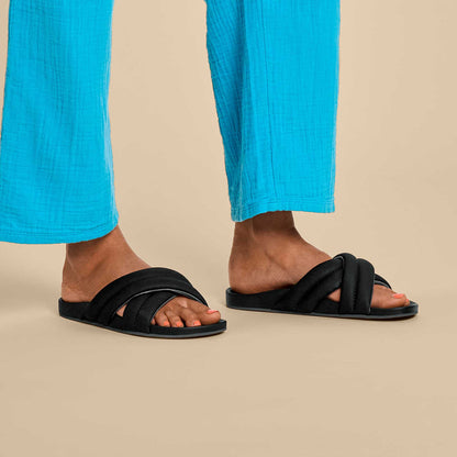 OluKai Women | Hila Women’s Beach Slide Sandals - Black