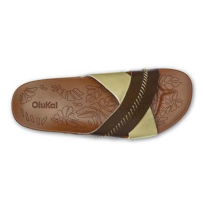 OluKai Women | Kīpe‘a ‘Olu - Wheat Gold / Toffee