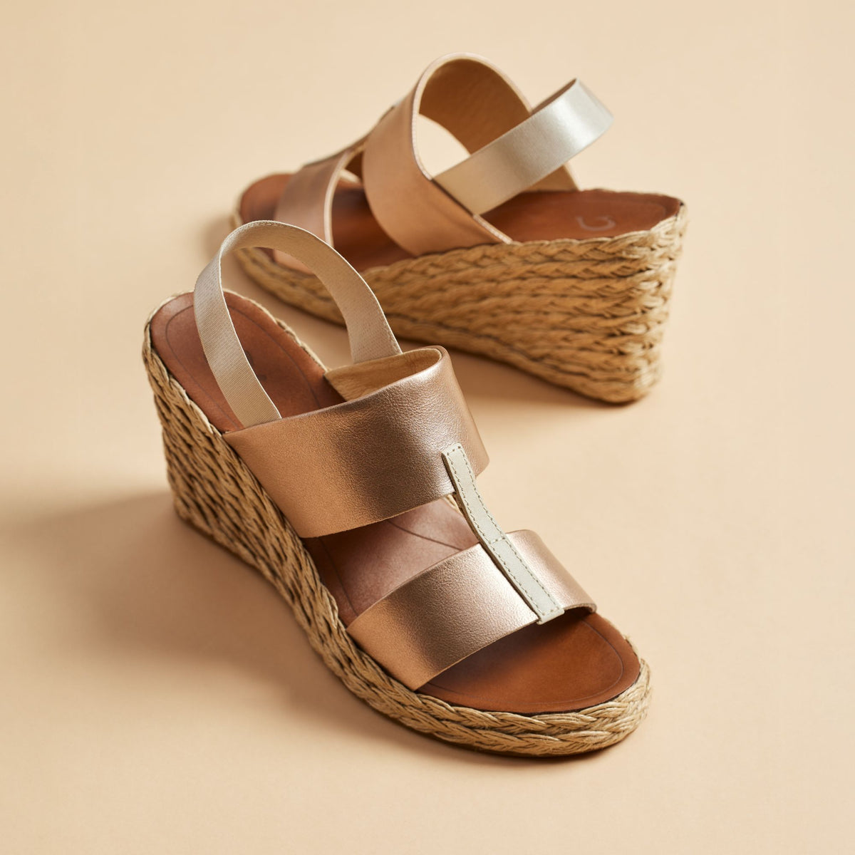 OluKai Women | Lile Wedge - Copper / Tan